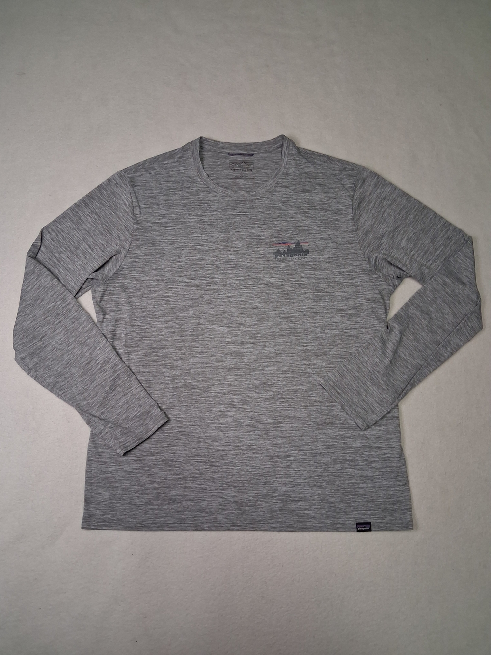 Patagonia Men's Heather Gray Long-Sleeve Crew Shirt